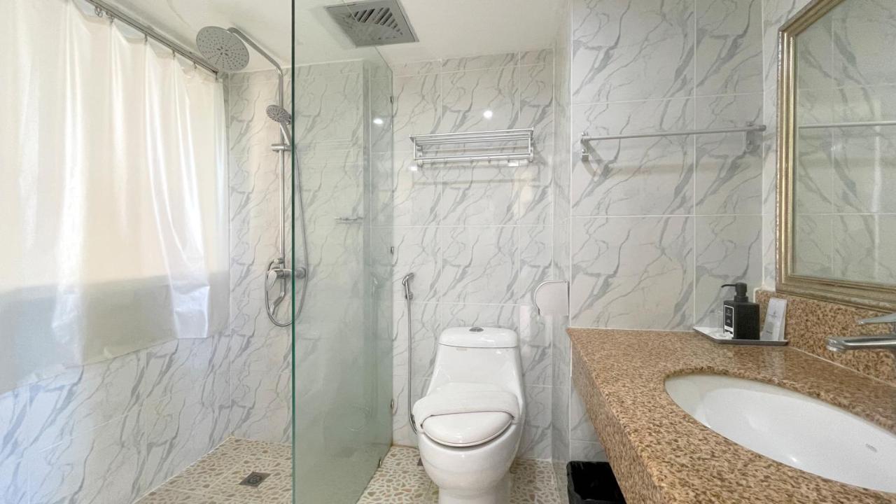 Dragon Beach Resort , Jomtien Beach Pattaya מראה חיצוני תמונה