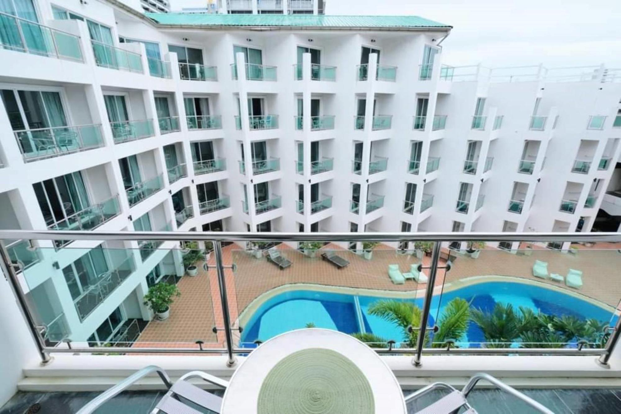 Dragon Beach Resort , Jomtien Beach Pattaya מראה חיצוני תמונה